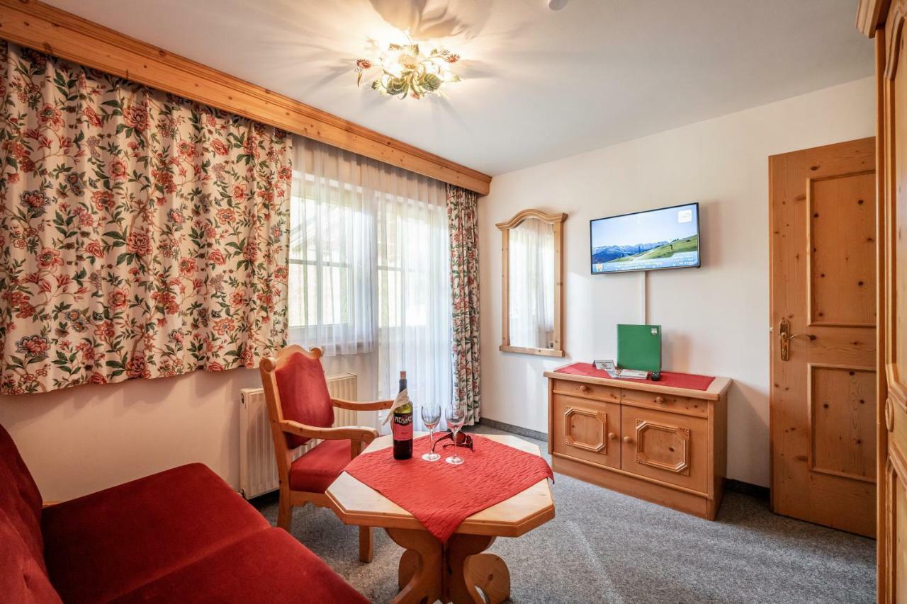 Hotel Garni Hanslerhof " Urlaub Am Bauernhof " Герлос Екстериор снимка